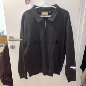 >>> Essentials Black Long Sleeve Polo Sweatshirt